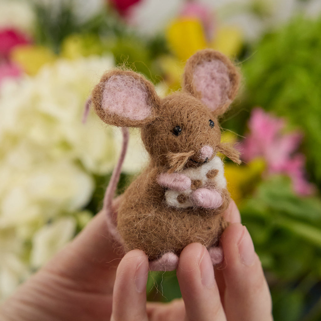 Mouse with Cheese Ornament