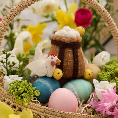 Mother hen with chicks wool ornament, handcrafted with detail and charm for Easter or kitchen gift décor.