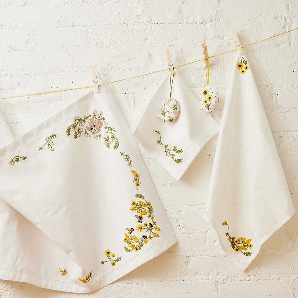 Spring Embroidery Napkin Set