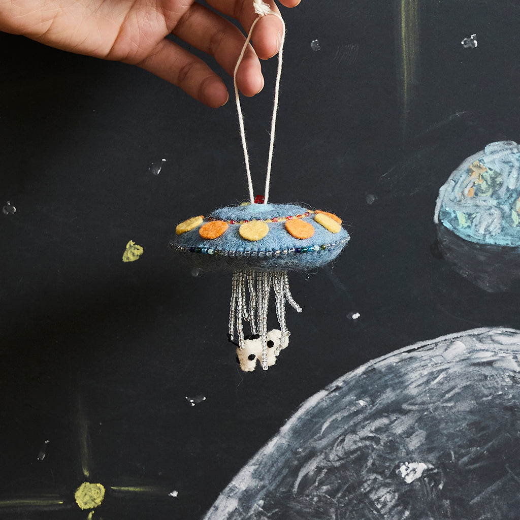 UFO Ornament – Handmade Felt Alien Gift for Sci-Fi Fans – Craftspring