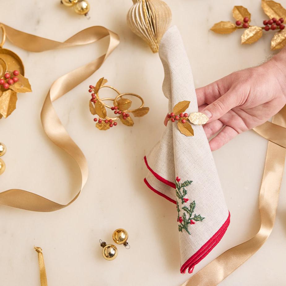 Holly Metal Napkin Rings - Set of 4