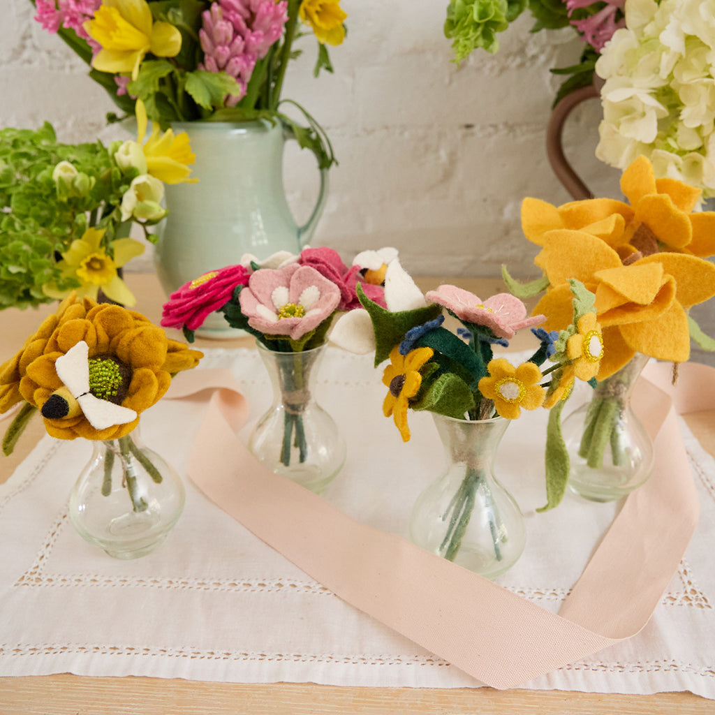 Wildflower Bouquet with Snail & Vase