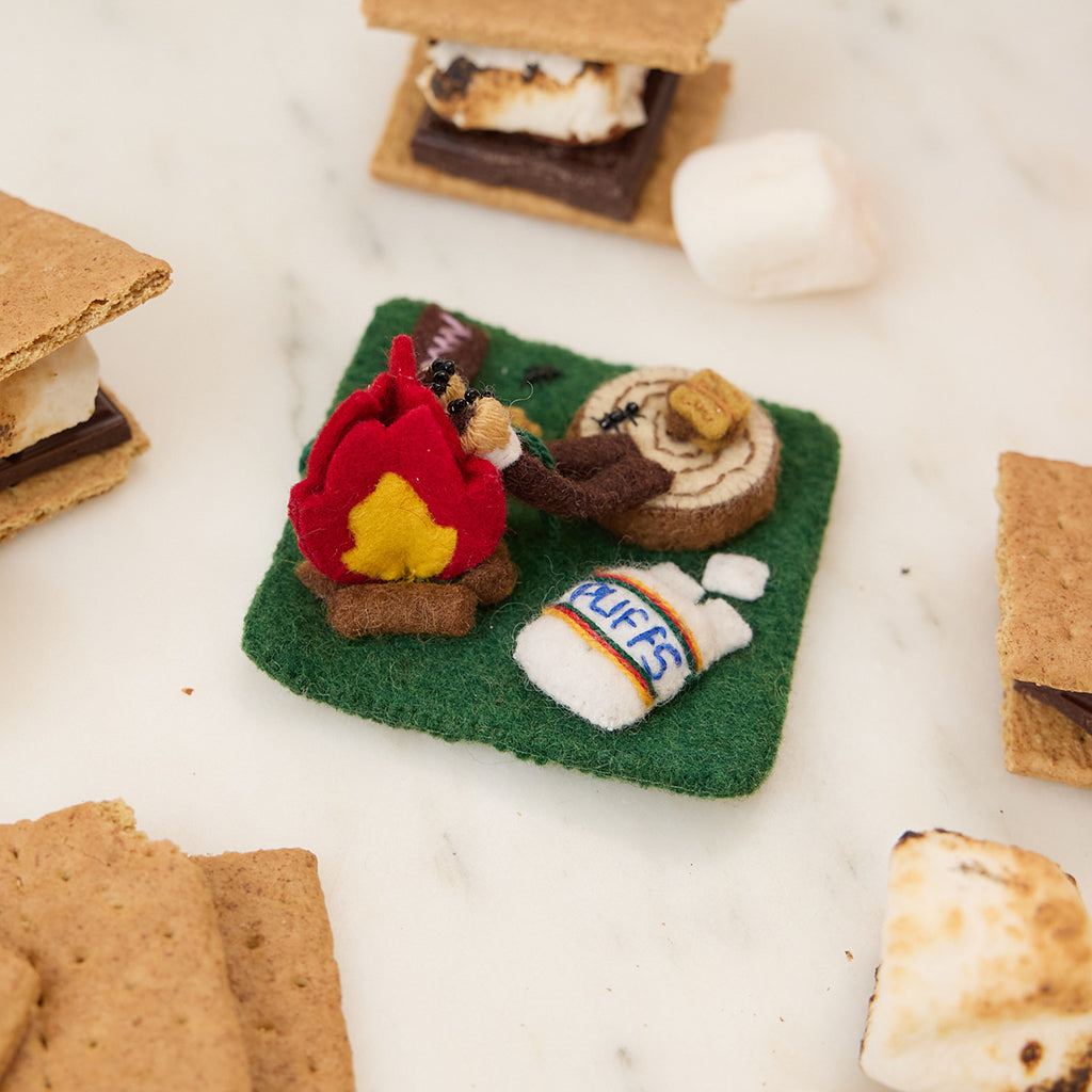 Making S'mores Ornament