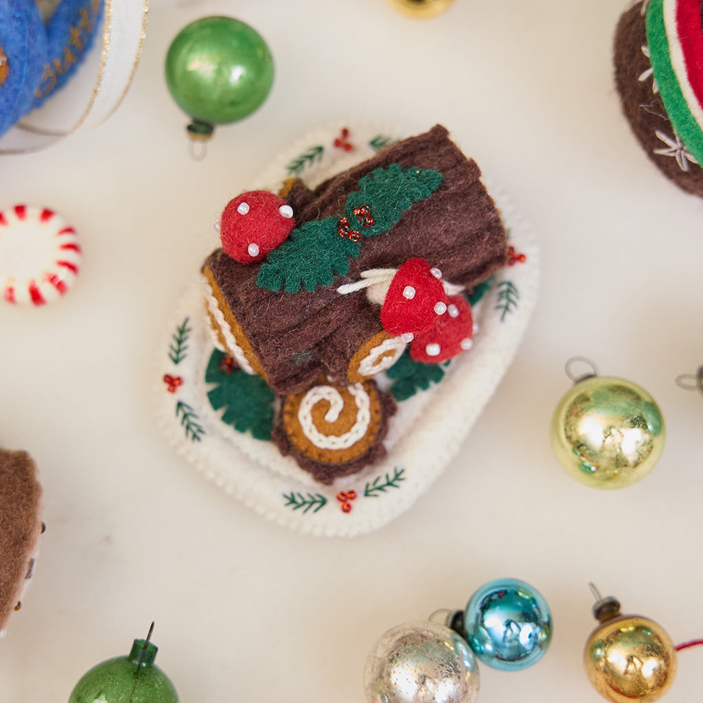 Bûche de Noël Ornament
