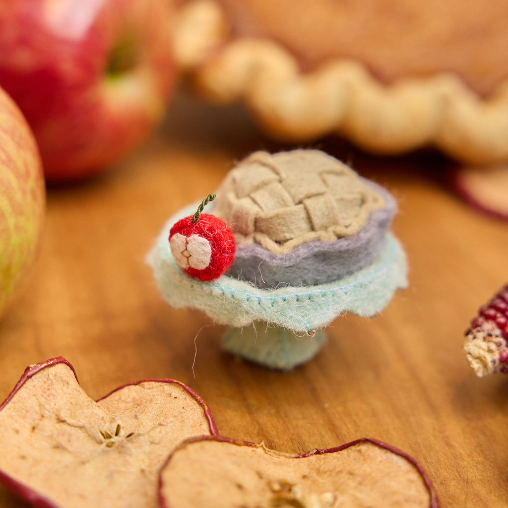 Apple Pie Ornament