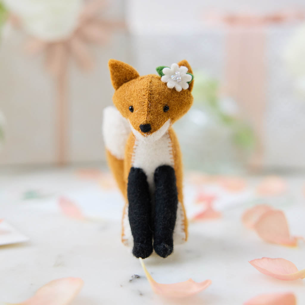 A charming felt fox bride ornament that blends woodland whimsy with romantic elegance—perfect for celebrating brides, weddings, and love-filled moments.