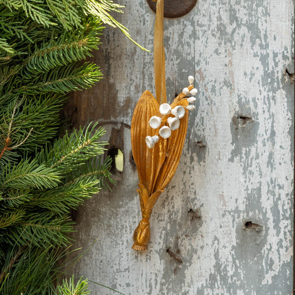 Inspired by vintage botanical treasures, our Lily of the Valley Metal Ornament celebrates the delicate beauty of one of spring’s most beloved flowers.