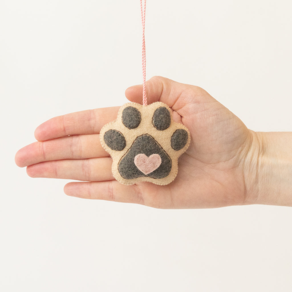 Best Friends Paw Ornament