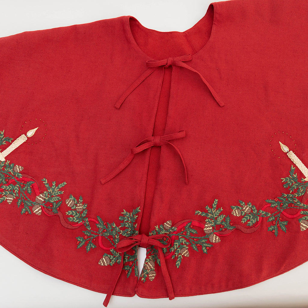 Red Candle Garland Tree Skirt