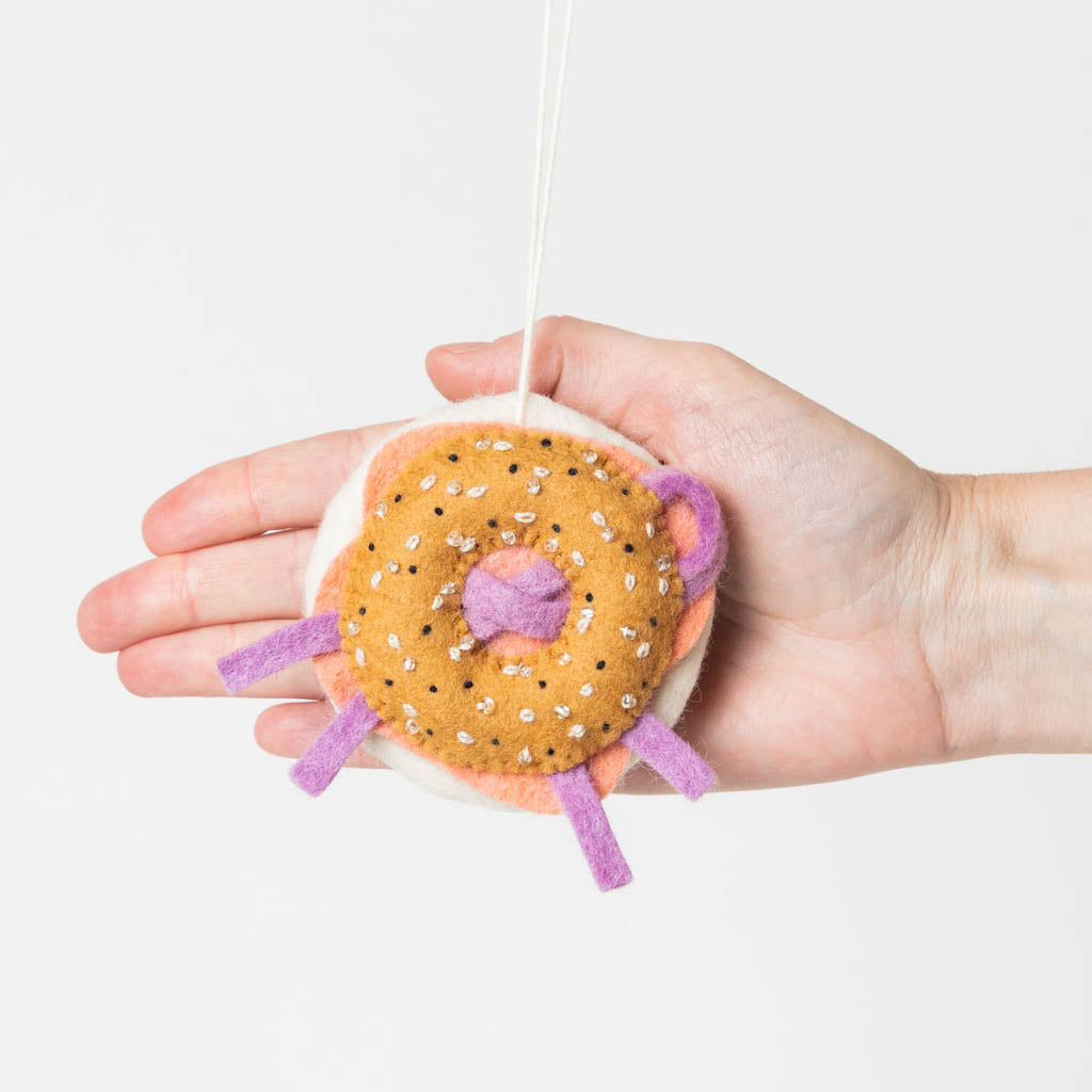 Craftspring Everything Bagel with Lox Ornament - Thumbnail 3