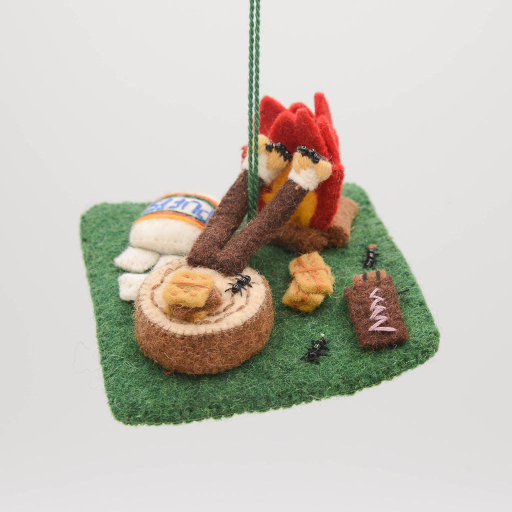 Making S'mores Ornament