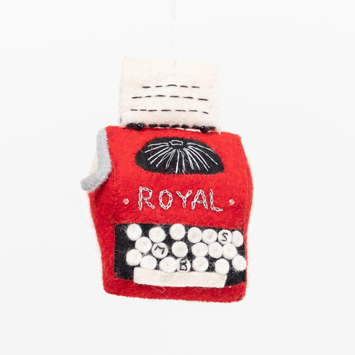 Charming vintage red typewriter felt ornament – the perfect nostalgic gift for writers, readers, and stationery lovers.

