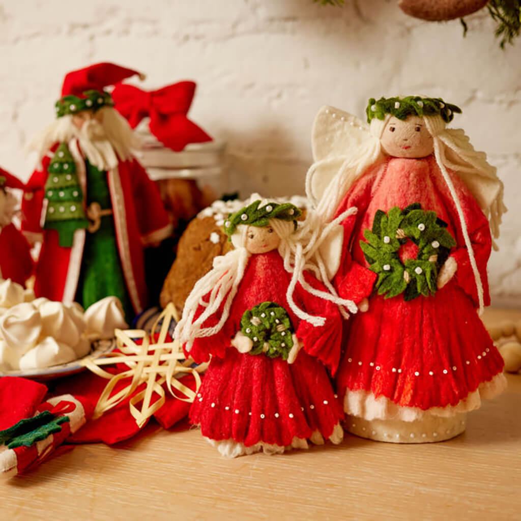 Hand Felted Red Christmas Spirit Angel with Wreath Mini Tree ..., image size:1024x1024